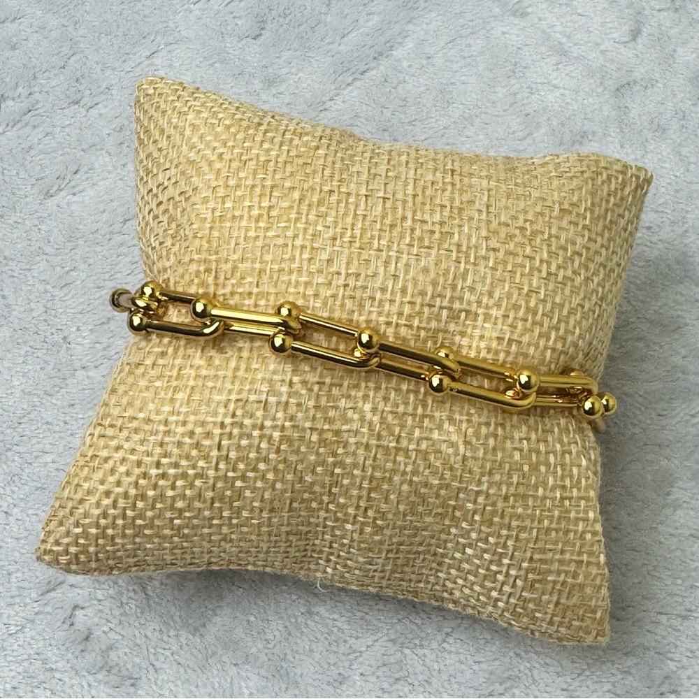 Love Aero London Link Bracelet Gold Plated